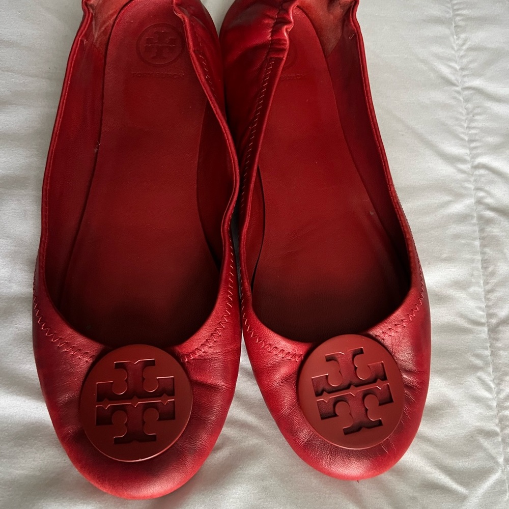 Women’s Tory Burch Red Flats Gently Worn Size 9